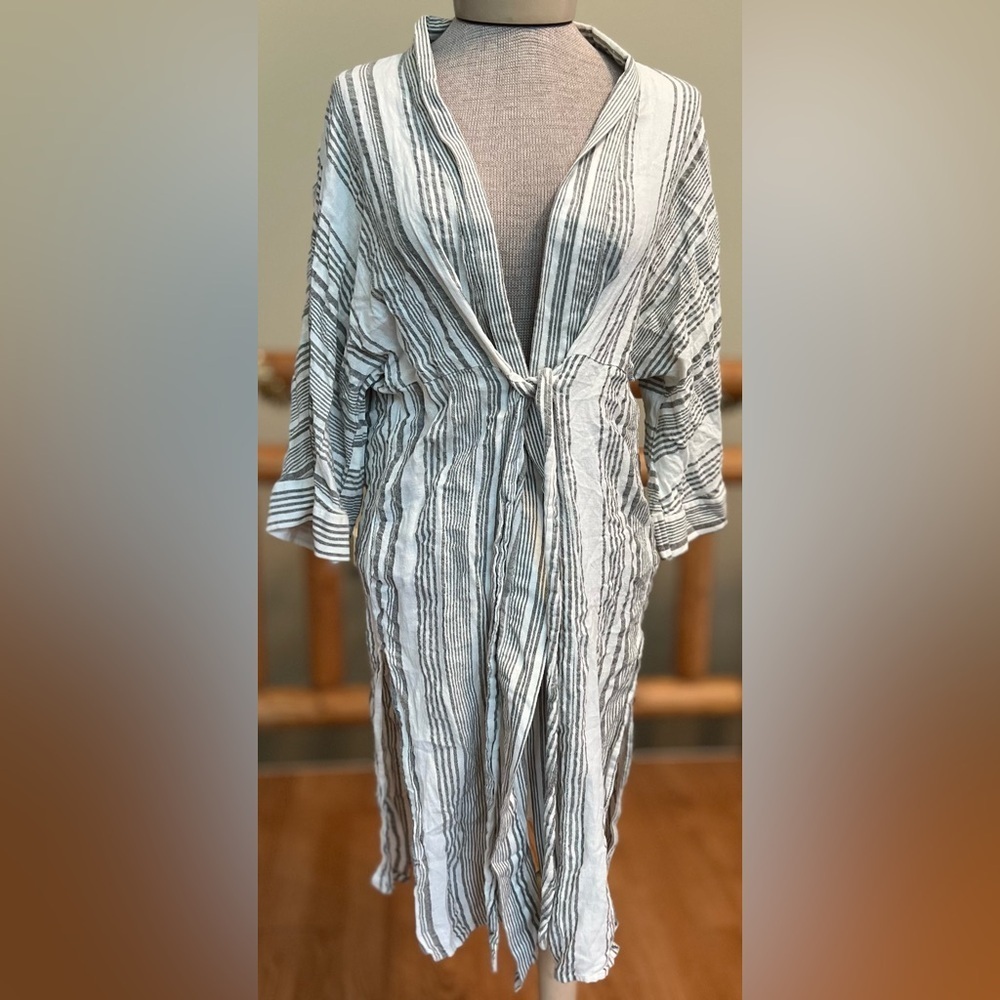 Universal Thread Striped Tie-Front Duster — M/L